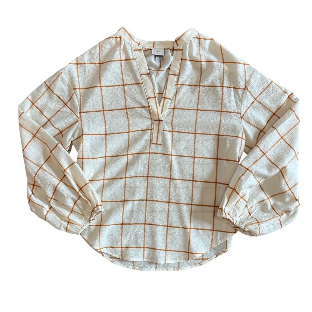 A New Day blouse v neck cream gold size small